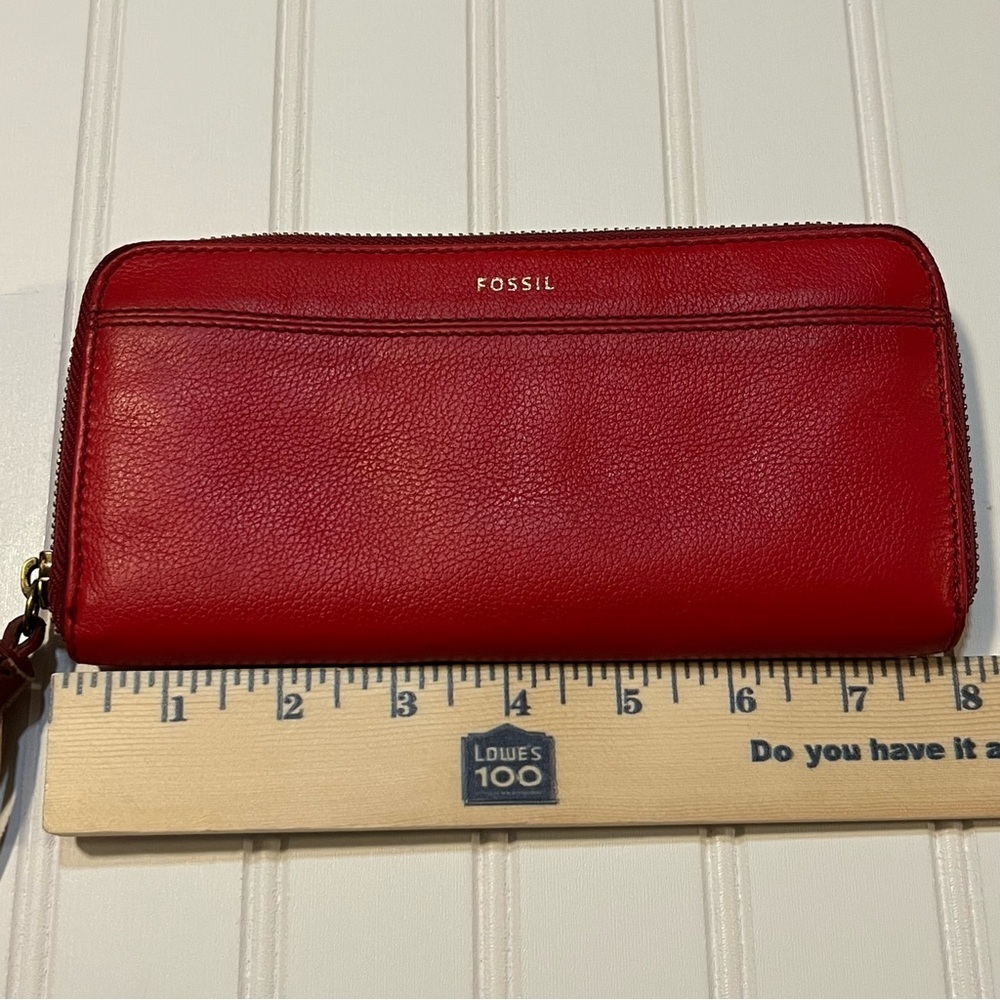 Fossil Tara Brick Red Leather Zip Around Clutch Wallet Tassel Organizer - Picture 4 of 6
